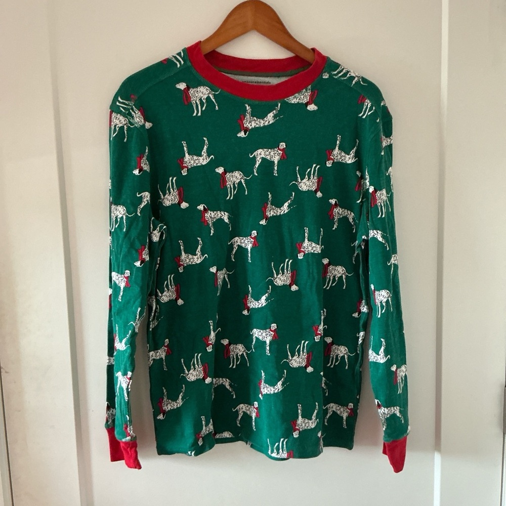 Amazon Essentials Green Shirt with Red Trim